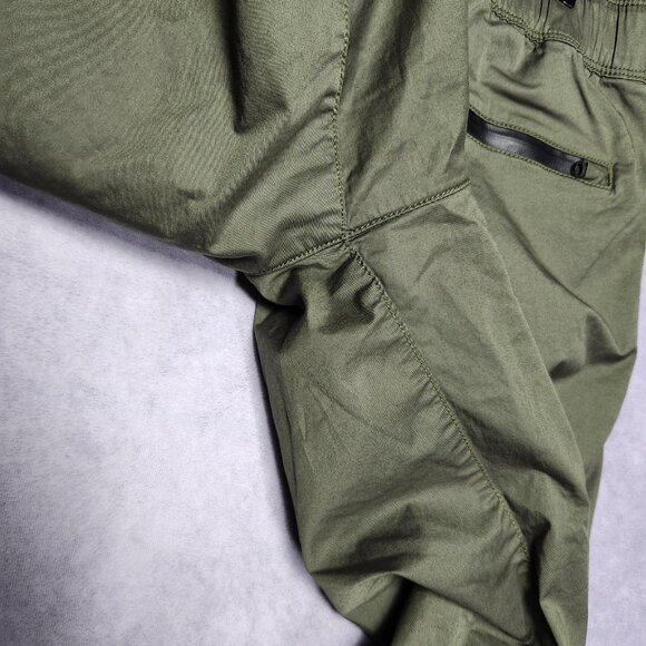 Tommy Hilfiger Pants Mens 36x32 Green Wide Fit Chino Stretch Belted Casual - Picture 11 of 16